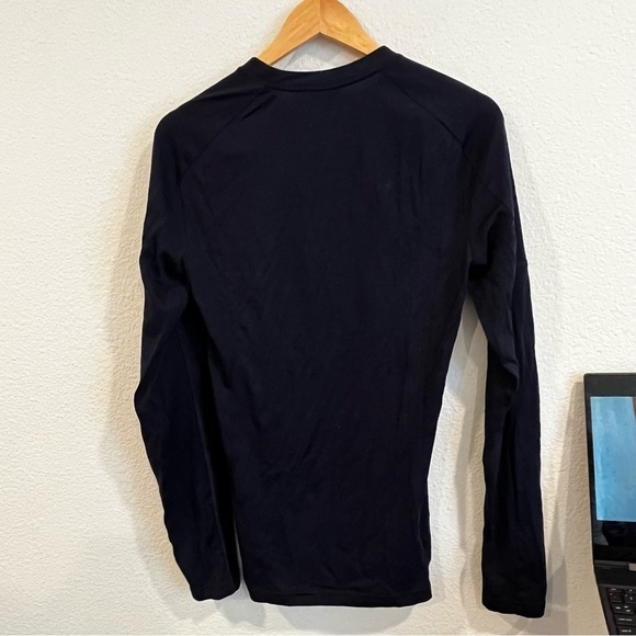 Forclaz navy blue long sleeve merino wool base layer fits like size medium - Picture 6 of 10